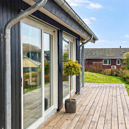 3 Bedroom Awesome In