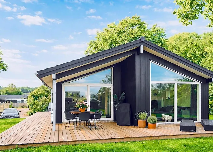 3 Bedroom Awesome In Haderslev